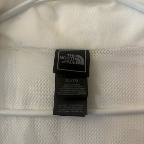 North Face Hyvent Waterproof Jacket - Picture 5 of 10